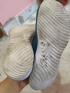 Comfortable Blue Sneakers giveaway