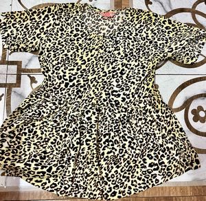 Stylish Leopard Print Peplum Top