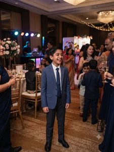 H&amp;M Boys' Blue Checked Formal Blazer(9-10 years)