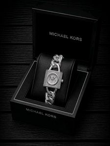 Michael Kors  Paved Watch FOR LADIES PREMIUM QUALI
