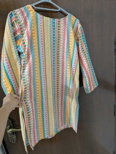 Striped 3/4 Sleeve Tunic Top
