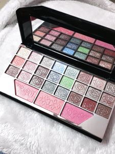 Face And Eye Makeup Palette Brushes Sponge Combo