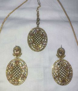 Designer Kundan Necklace &amp; Earring Set