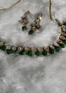 Beautiful Kundan Necklace Set