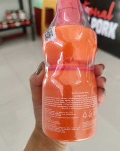 Hula Hoop De-Tan Body Wash
