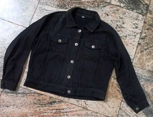 Black Crop Denim Jacket