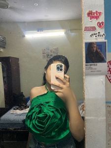 Green Floral Detail Sleeveless Top