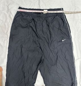 Nike Black Windbreaker Track Pants | Full Side Zip