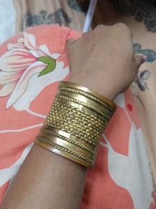 Golden Bangle Bracelet