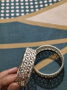 Elegant Silver Filigree Bangles (Pair)