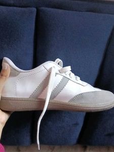 Stylish White &amp; Grey Sneakers