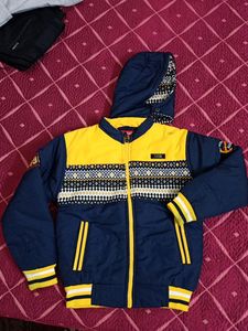Boyz Jacket With Hoodies
