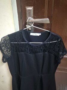 Chic Black Lace Dress