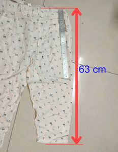 Floral Print Capri Pants