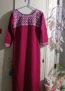 Beautiful Magenta Kurta with White Embroidery