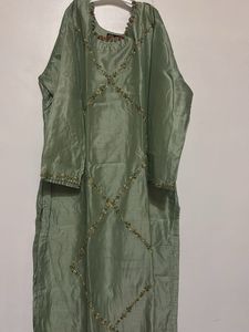 Elegant Sage Green Embroidered Kurta with floral d