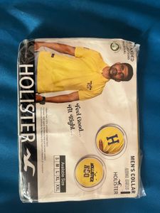Hollister Men's Yellow Polo T-Shirt