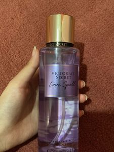Victoria's Secret Love Spell Fragrance Mist