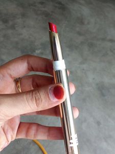 MYGLAMM Ultimatte Long-Stay Matte Lipstick