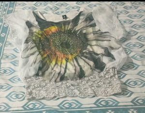 Women's Flowy Floral Top