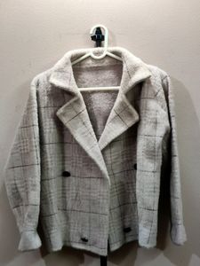 Premium women's double-breasted plaid overcoat