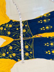 Elegant Yellow &amp; Navy Kurta Set