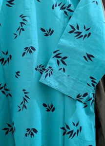Stylish Blue Leaf Print Kurta/unsused