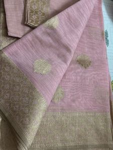Elegant Pink &amp; Gold Saree