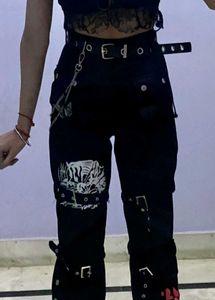 Harajuku Gothic Graphic Cargo Pants from Urbanic