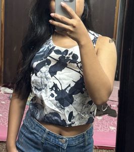 Zip up Tank top