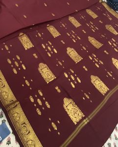 Pure Kanjipuram Silk Saree With Golden Zari Butta Prints