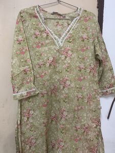 Floral Print Kurta with Lace Trim