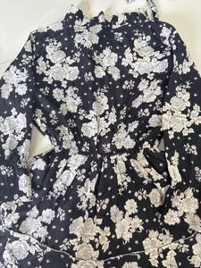 Chic Floral Print Dress