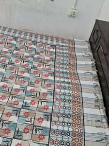 Designer Bed Sheet with Tassels pick up 1