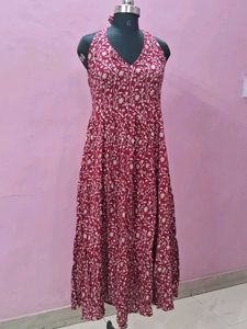 New  piece . Floral Print  halter neck Maxi