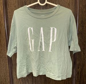 GAP Graphic T-Shirt
