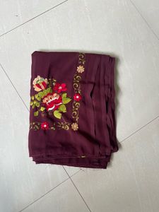 🌸 Elegant Maroon Floral Embroidery Saree – Beauti