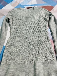 Woolen Grey Top