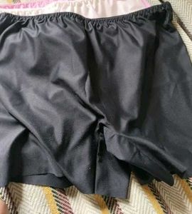 Seamless Black  shorts  underdress