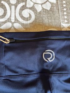 Brand New True REVO Multi Pocket  Leggings