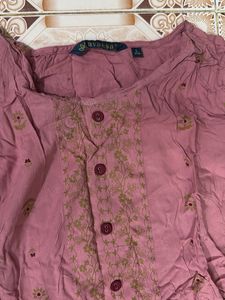 Elegant Embroidered Kurta