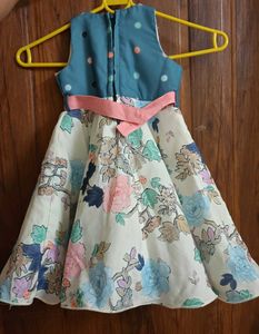 New Beautiful Floral Print Dress