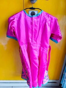 kids girl Pink Embroidered Kurta with Leggings
