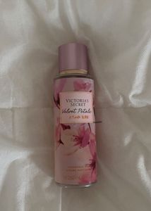 Victoria's Secret🩰Velvet Petals Cashmere🩰 Body M