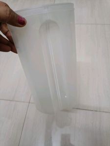 Four 4⃣compartment Container