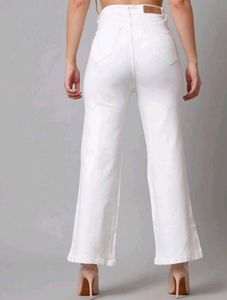 👉🏻🔥Cream Wide Leg Jeans