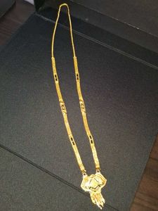 Elegant Golden mangalsutra