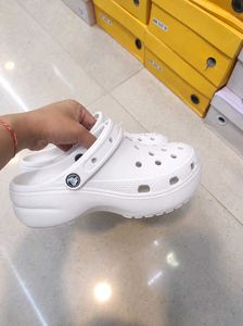 Platform Crocs🎀