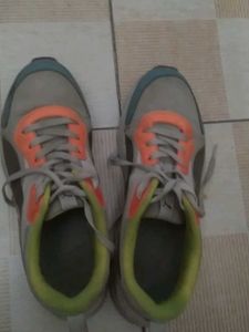 Stylish men's Sneakers