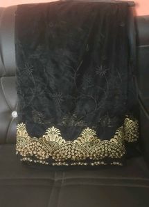 Elegant bollywood Black &amp; Gold Net Saree with stic